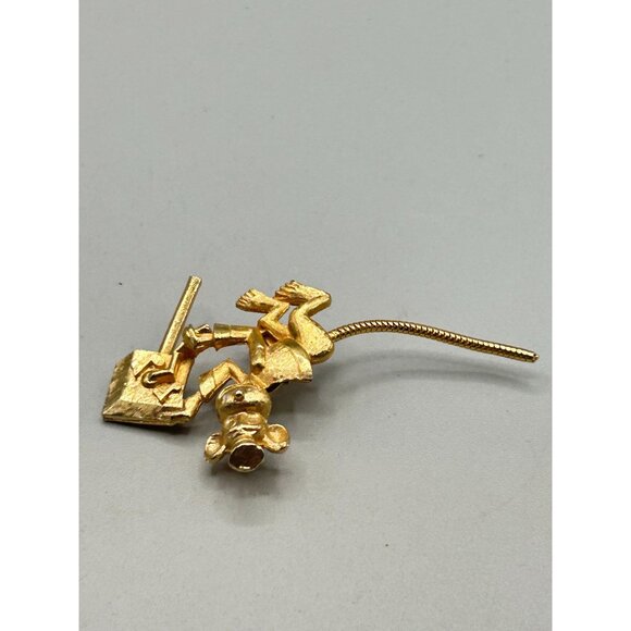 Vintage Monkey with Music Box Pin Brooch Gold Tone Fun Figural Jewelry - Picture 4 of 7